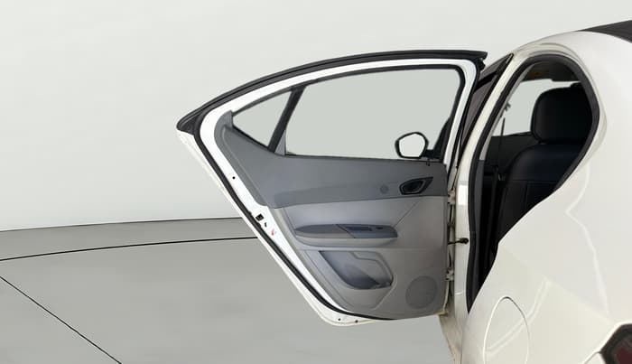 2022 Tata TIGOR XZ CNG, CNG, Manual, 71,249 km, LHS Rear Door