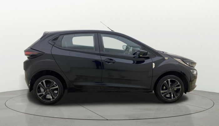 2022 Tata ALTROZ XZA PLUS DARK EDTION, Petrol, Automatic, 24,803 km, Right Side View