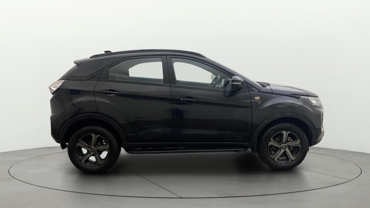 2023 Tata NEXON XZ PLUS LUX SUNROOF RED DARK PETROL, Petrol, Manual, 46,390 km, Right Side View