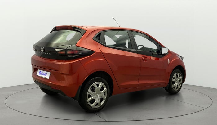 2022 Tata ALTROZ XT PETROL, Petrol, Manual, 33,028 km, Right Back Diagonal
