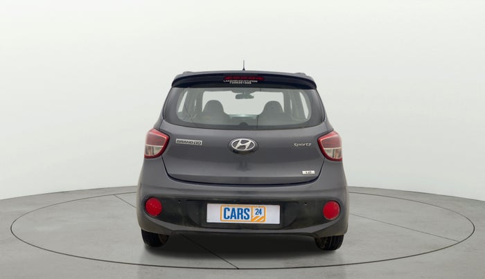2019 Hyundai Grand i10 SPORTZ AT 1.2 KAPPA VTVT, Petrol, Automatic, 72,471 km, Back/Rear