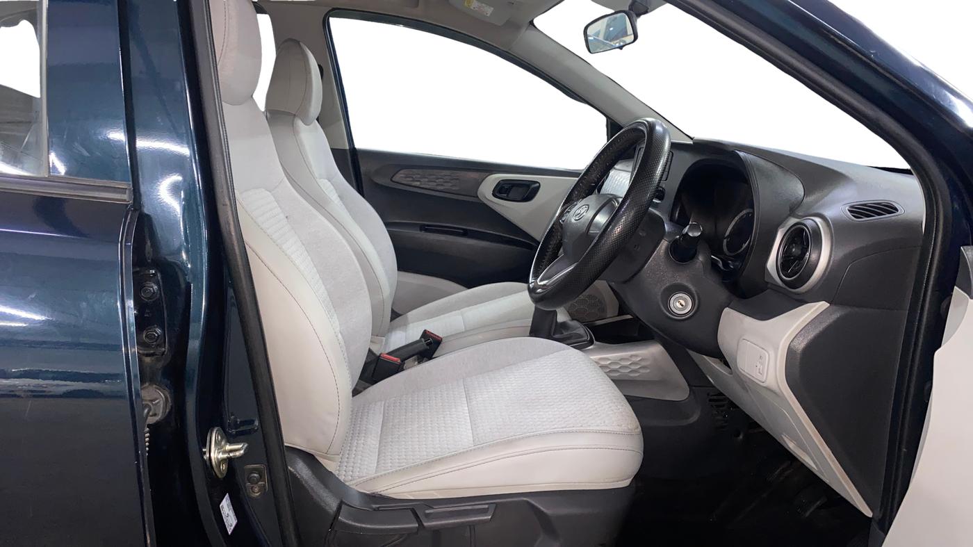 2022 Hyundai GRAND I10 NIOS MAGNA 1.2 KAPPA VTVT, Petrol, Manual, 17,674 km, Right Side Front Door Cabin