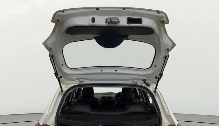 2018 Tata Tiago XZA PETROL, Petrol, Automatic, 77,227 km, Boot Door Open