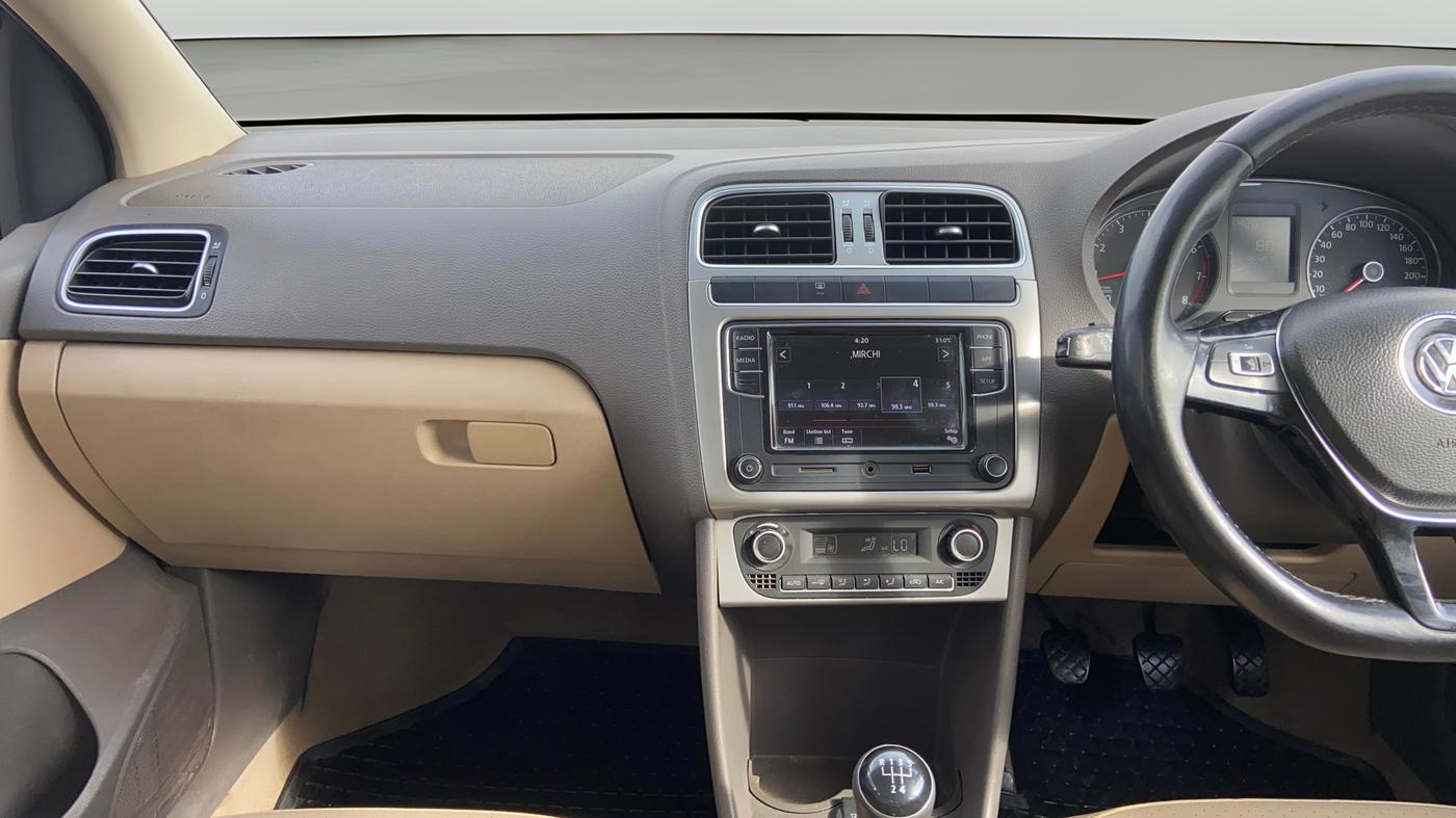 2018 Volkswagen Vento HIGHLINE 1.6 MPI, Petrol, Manual, 96,469 km, Air Conditioner