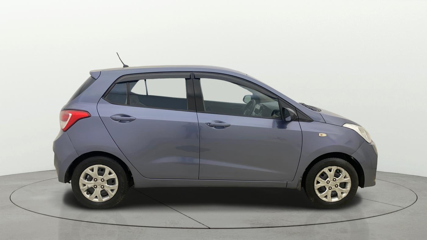 2013 Hyundai Grand i10 MAGNA 1.2 KAPPA VTVT, CNG, Manual, 1,27,556 km, Right Side View