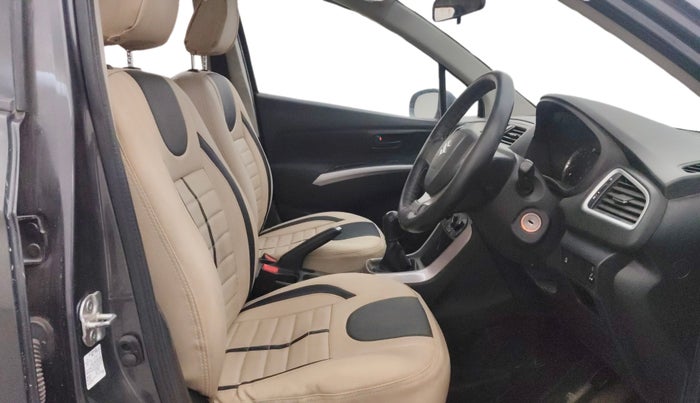 2022 Maruti S Cross SIGMA 1.5, Petrol, Manual, 39,031 km, Right Side Front Door Cabin