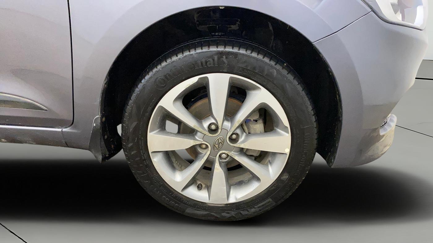2016 Hyundai Elite i20 ASTA 1.2, Petrol, Manual, 35,394 km, Right Front Wheel