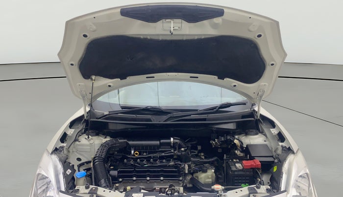 2019 Maruti Swift VXI AMT, Petrol, Automatic, 65,898 km, Open Bonet