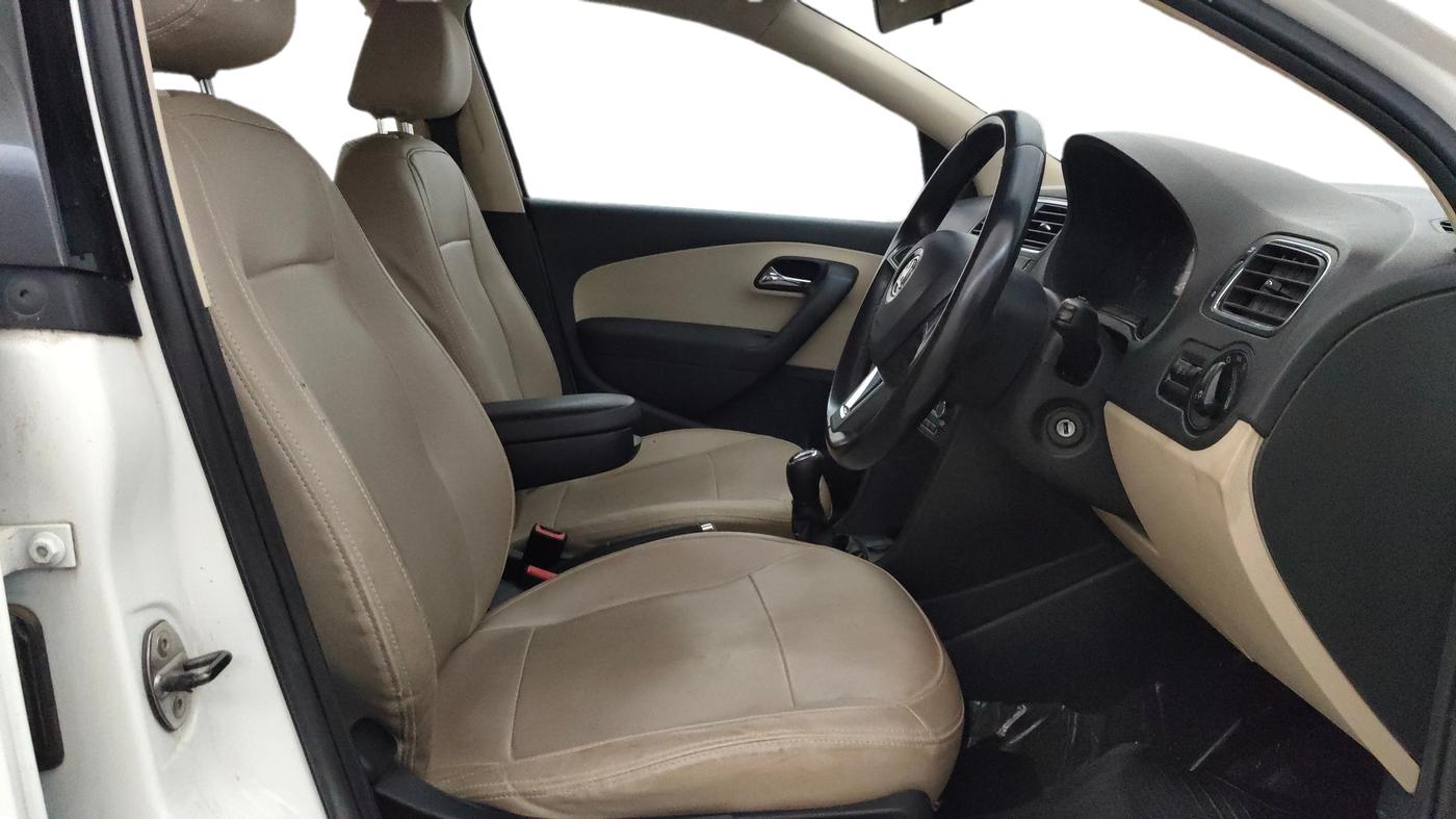 2019 Skoda Rapid AMBITION 1.6 MPI MT, Petrol, Manual, 58,054 km, Right Side Front Door Cabin