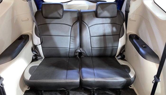 2022 Renault TRIBER RXZ, Petrol, Manual, 18,634 km, Third Seat Row ( optional )