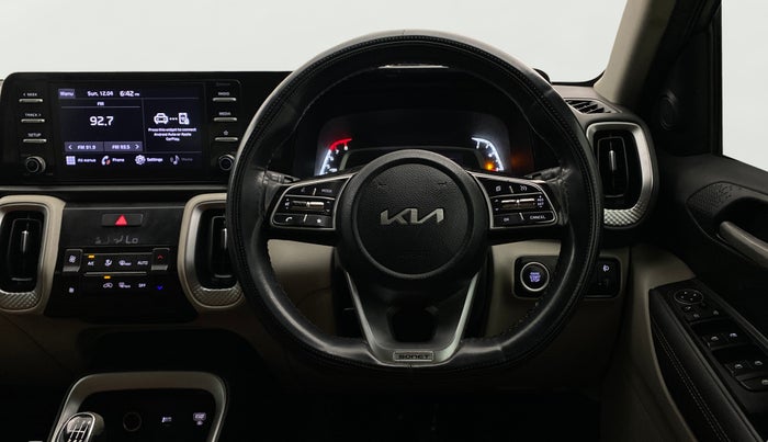 2022 KIA SONET HTX 1.0 IMT, Petrol, Manual, 89,713 km, Steering Wheel Close Up