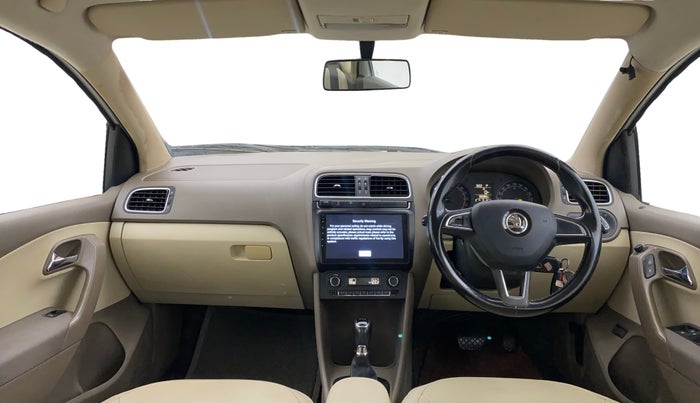 2015 Skoda Rapid 1.5 TDI CR ELEGANCE AT, Diesel, Automatic, 66,222 km, Dashboard