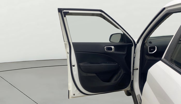 2021 Hyundai VENUE SX 1.0 TURBO IMT, Petrol, Manual, 48,902 km, LHS Front Door