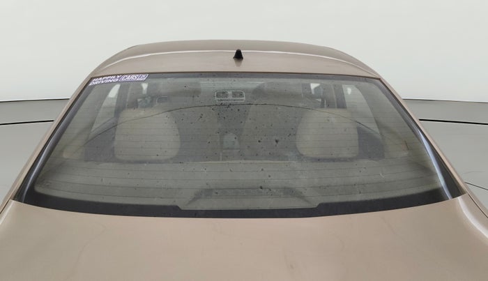 2016 Volkswagen Vento HIGHLINE PETROL AT, Petrol, Automatic, 89,415 km, Rear Windshield