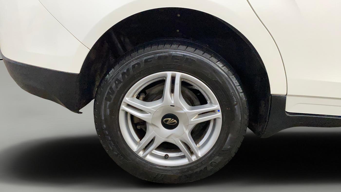 2022 Mahindra MARAZZO M4+ 7 STR, Diesel, Manual, 10,622 km, Right Rear Wheel
