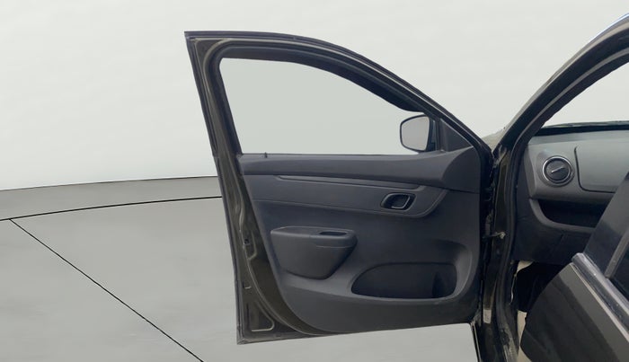 2016 Renault Kwid RXT 1.0, Petrol, Manual, 47,594 km, LHS Front Door