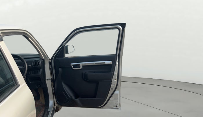 2022 Maruti S PRESSO VXI (O), Petrol, Manual, 15,424 km, RHS Front Door