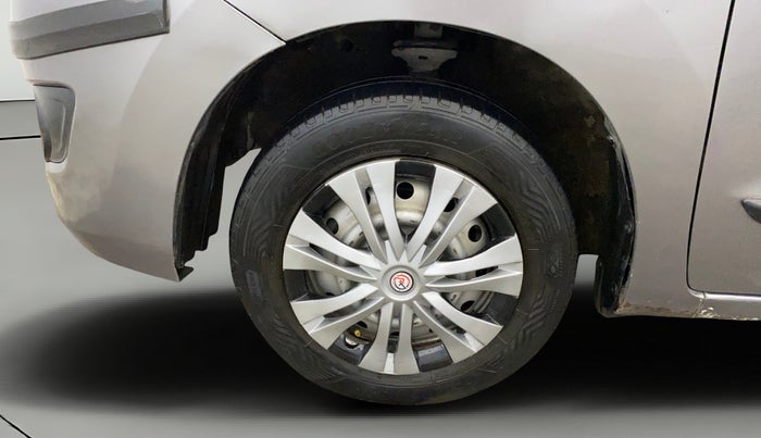 2018 Maruti Wagon R 1.0 LXI CNG, CNG, Manual, 60,120 km, Left Front Wheel
