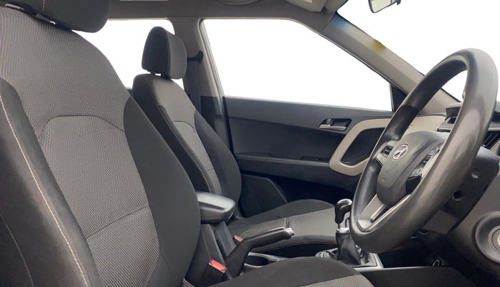 2015 Hyundai Creta S 1.4 DIESEL, Diesel, Manual, 1,03,398 km, Right Side Front Door Cabin
