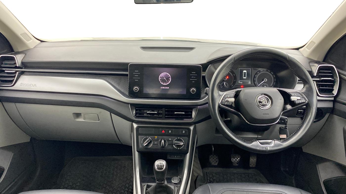 2022 Skoda KUSHAQ AMBITION 1.0L TSI MT, Petrol, Manual, 52,001 km, Dashboard