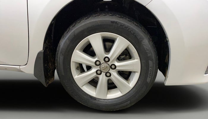 2016 Toyota Corolla Altis G CVT PETROL, Petrol, Automatic, 56,430 km, Right Front Wheel