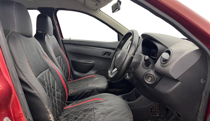 2016 Renault Kwid RXT 1.0 AMT (O), Petrol, Automatic, 56,773 km, Right Side Front Door Cabin