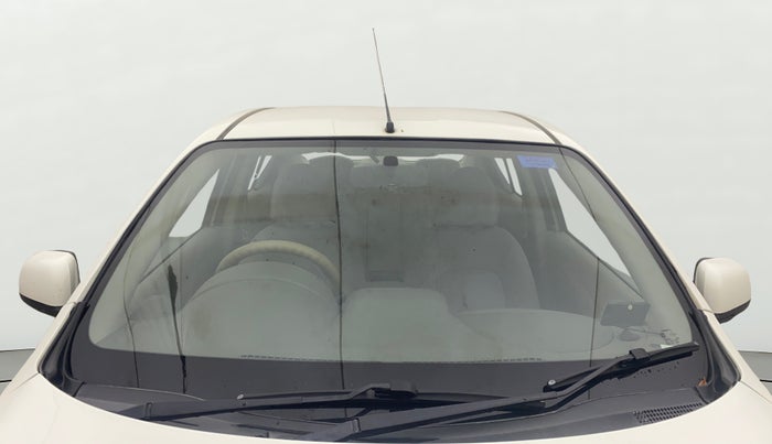 2014 Renault Scala RXL PETROL AT, Petrol, Automatic, 57,339 km, Front Windshield