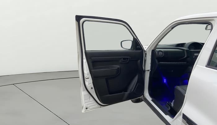 2023 Maruti S PRESSO VXI (O) AMT, Petrol, Automatic, 13,383 km, LHS Front Door