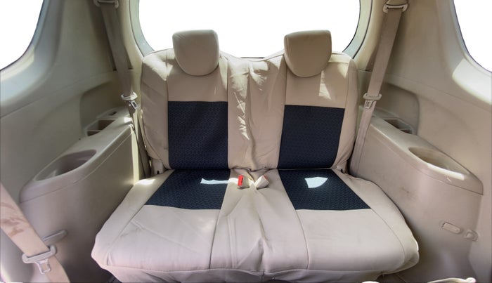 2017 Maruti Ertiga VDI SHVS, Diesel, Manual, 1,34,066 km, Third Seat Row ( optional )