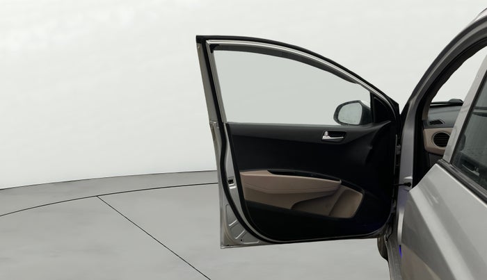 2015 Hyundai Grand i10 SPORTZ 1.2 KAPPA VTVT, CNG, Manual, 53,745 km, LHS Front Door