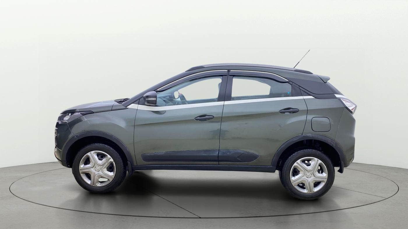 2022 Tata NEXON XM DIESEL, Diesel, Manual, 81,115 km, Left Side