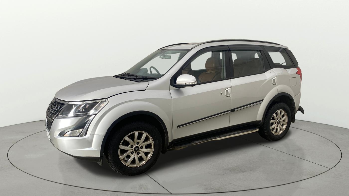 2018 Mahindra XUV500 W9 AT, Diesel, Automatic, 73,529 km, Left Front Diagonal