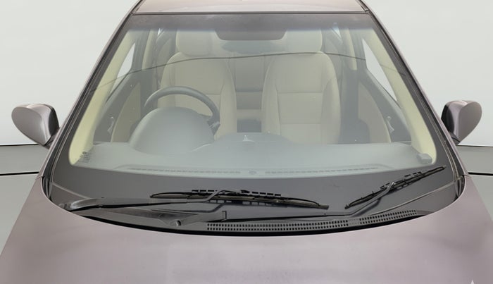 2012 Hyundai Verna FLUIDIC 1.4 VTVT, Petrol, Manual, 1,09,489 km, Front Windshield