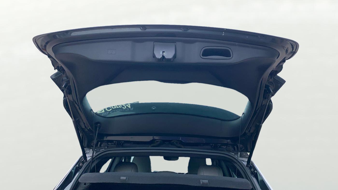 2023 Jeep Compass LIMITED (O) 2.0 DIESEL 4X4 AT, Diesel, Automatic, 57,861 km, Boot Door Open