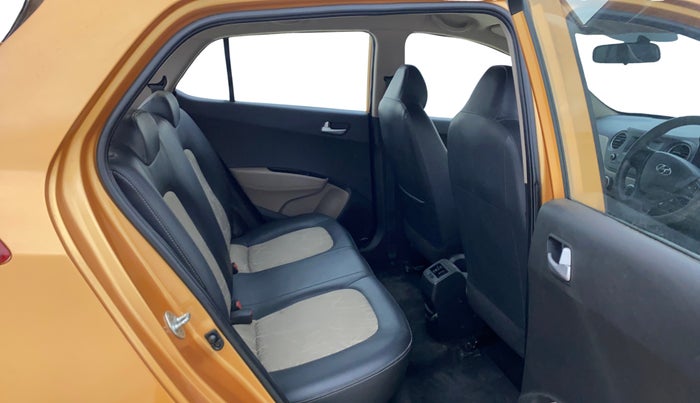 2017 Hyundai Grand i10 SPORTZ 1.2 KAPPA VTVT, Petrol, Manual, 35,519 km, Right Side Rear Door Cabin