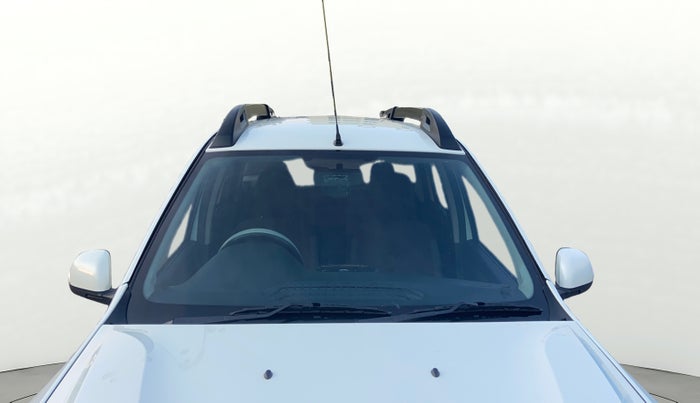 2021 Renault Duster RXZ 1.5 PETROL MT, Petrol, Manual, 1,10,497 km, Front Windshield