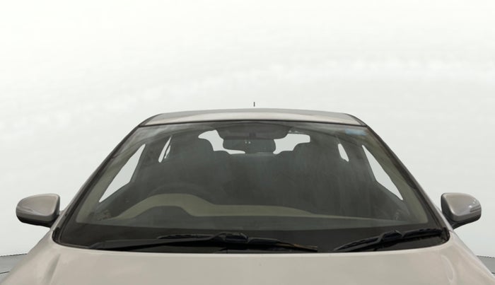 2015 Hyundai Elite i20 SPORTZ 1.2, Petrol, Manual, 70,521 km, Front Windshield