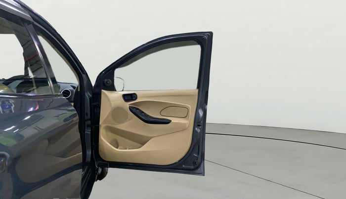 2017 Ford Figo Aspire TREND 1.2 PETROL, Petrol, Manual, 91,618 km, RHS Front Door