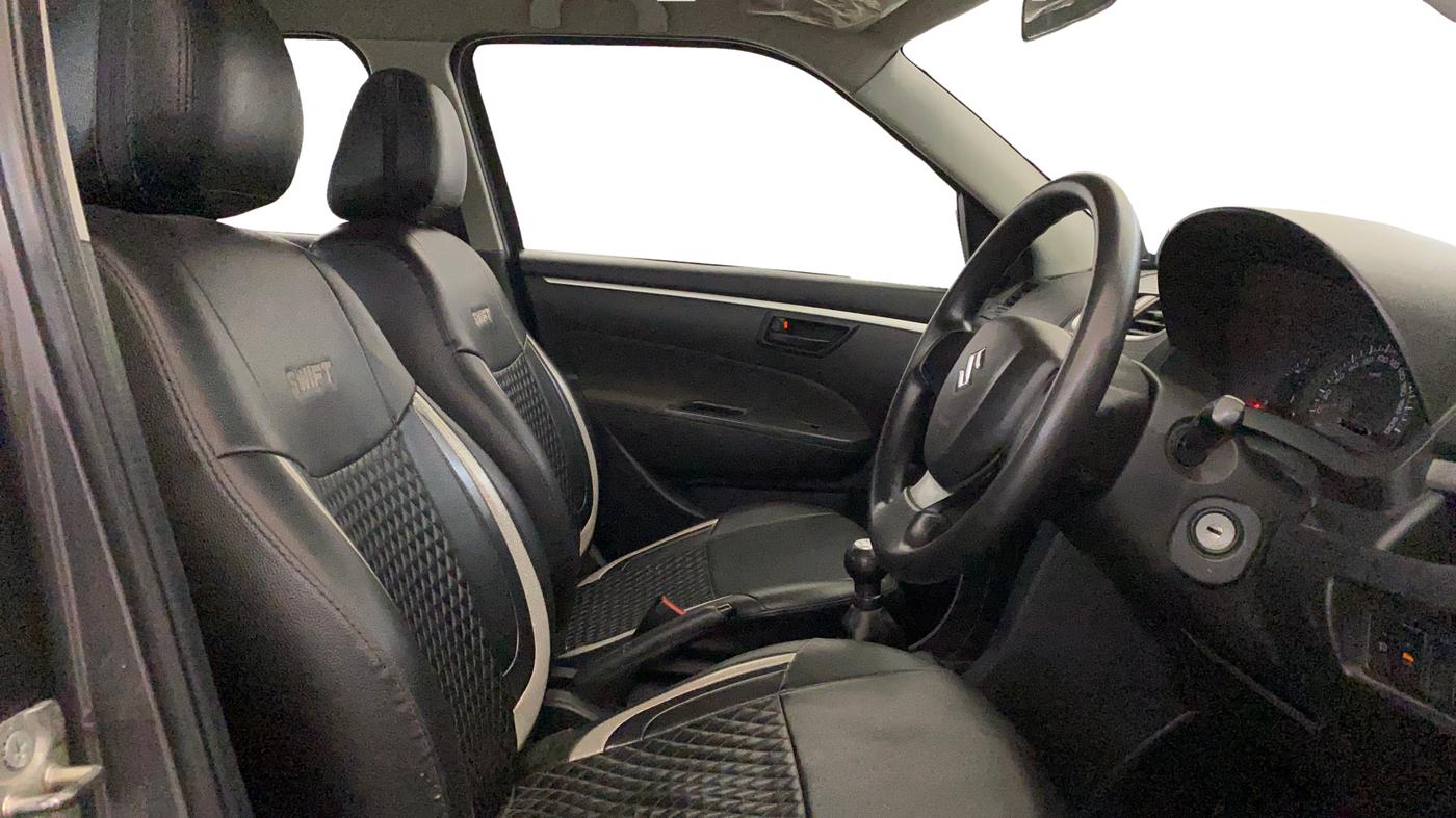 2017 Maruti Swift LXI (O), Petrol, Manual, 78,285 km, Right Side Front Door Cabin