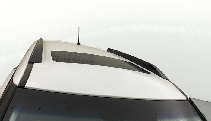 2024 Mahindra XUV 3XO AX5 1.2 L TCMPFi, Petrol, Manual, 5,026 km, Roof