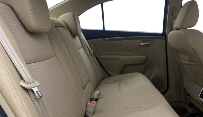 2022 Maruti Ciaz ZETA 1.5 SHVS MT PETROL, Petrol, Manual, 31,173 km, Right Side Rear Door Cabin