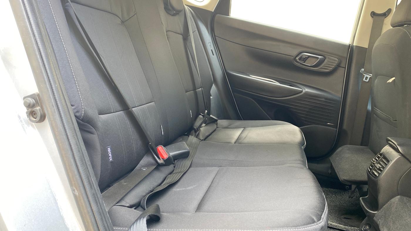 2021 Hyundai NEW I20 ASTA 1.2 MT, Petrol, Manual, 54,806 km, Right Side Rear Door Cabin