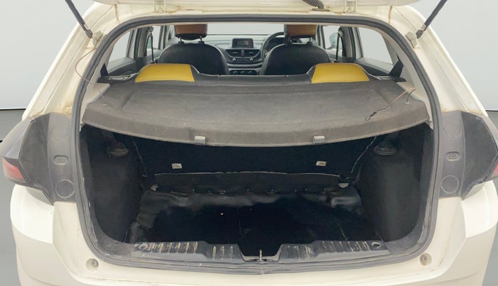 2020 Tata ALTROZ XE PETROL, Petrol, Manual, 33,190 km, Boot Open Zoomed View