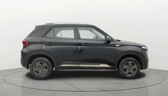 2023 Hyundai VENUE S 1.2, Petrol, Manual, 30,571 km, Right Side View