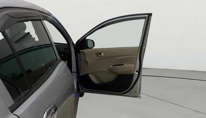 2019 Hyundai NEW SANTRO MAGNA AMT, Petrol, Automatic, 60,826 km, RHS Front Door