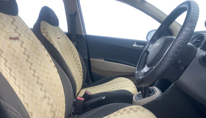 2014 Hyundai Grand i10 SPORTZ 1.1 CRDI, Diesel, Manual, 93,978 km, Right Side Front Door Cabin