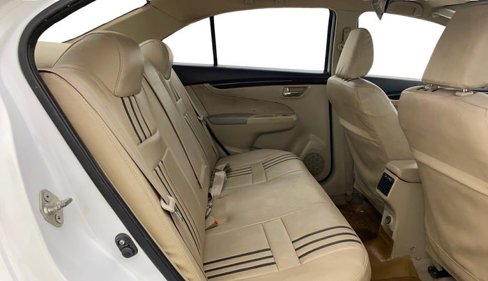 2016 Maruti Ciaz VXI+, Petrol, Manual, 1,19,955 km, Right Side Rear Door Cabin
