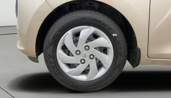 2019 Hyundai NEW SANTRO SPORTZ CNG, CNG, Manual, 70,240 km, Left Front Wheel