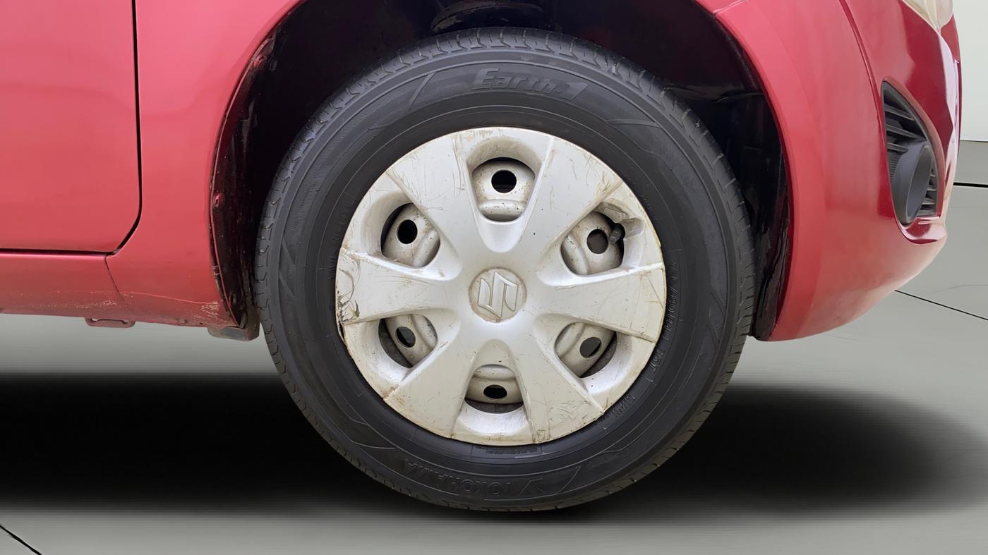 2013 Maruti Ritz LXI, Petrol, Manual, 99,195 km, Right Front Wheel
