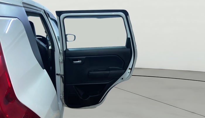 2024 Maruti New Wagon-R VXI CNG 1.0, CNG, Manual, 31,650 km, RHS Rear Door